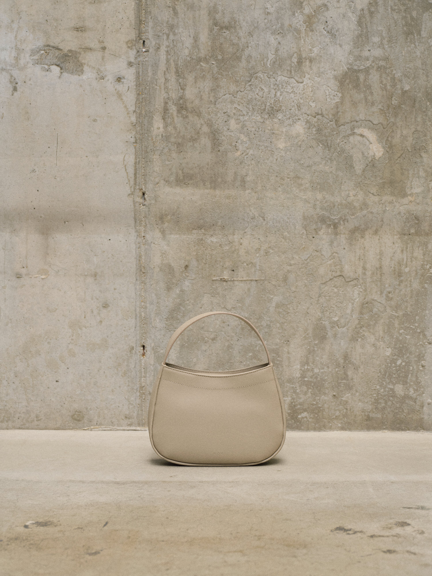 【ROH SEOUL】Curly tote bag_5colors ROH SEOUL STORE - Curly tote bag Taupe - ROH SEOUL