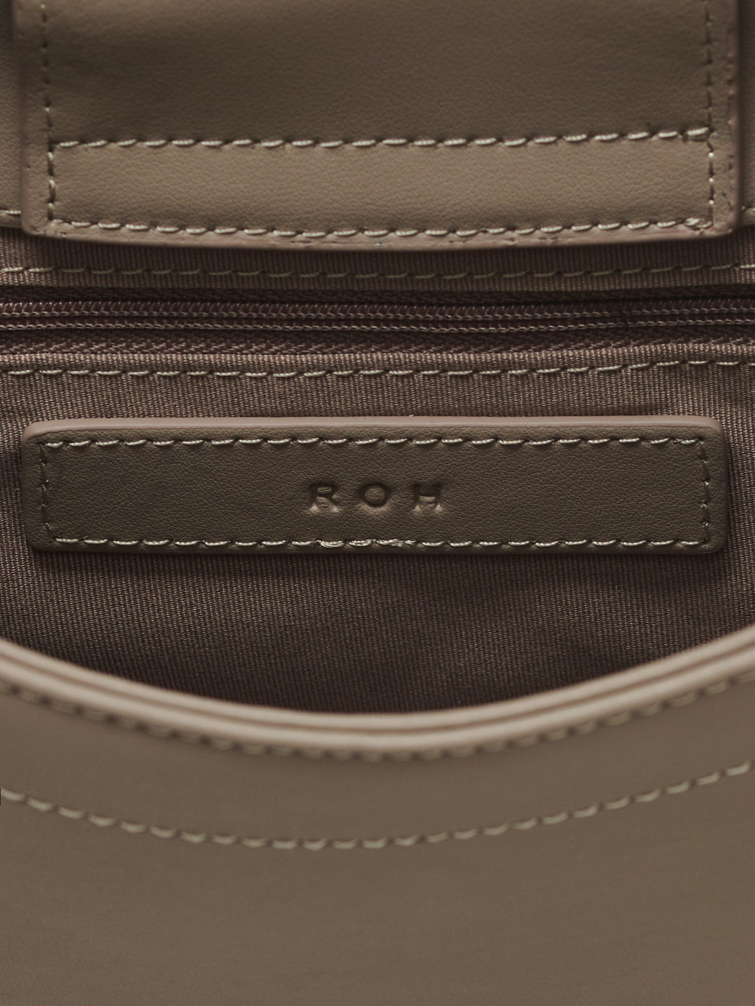 【ROH SEOUL】CURLY TOTE BAG TAUPE ROH SEOUL STORE - Curly tote bag Taupe - ROH SEOUL