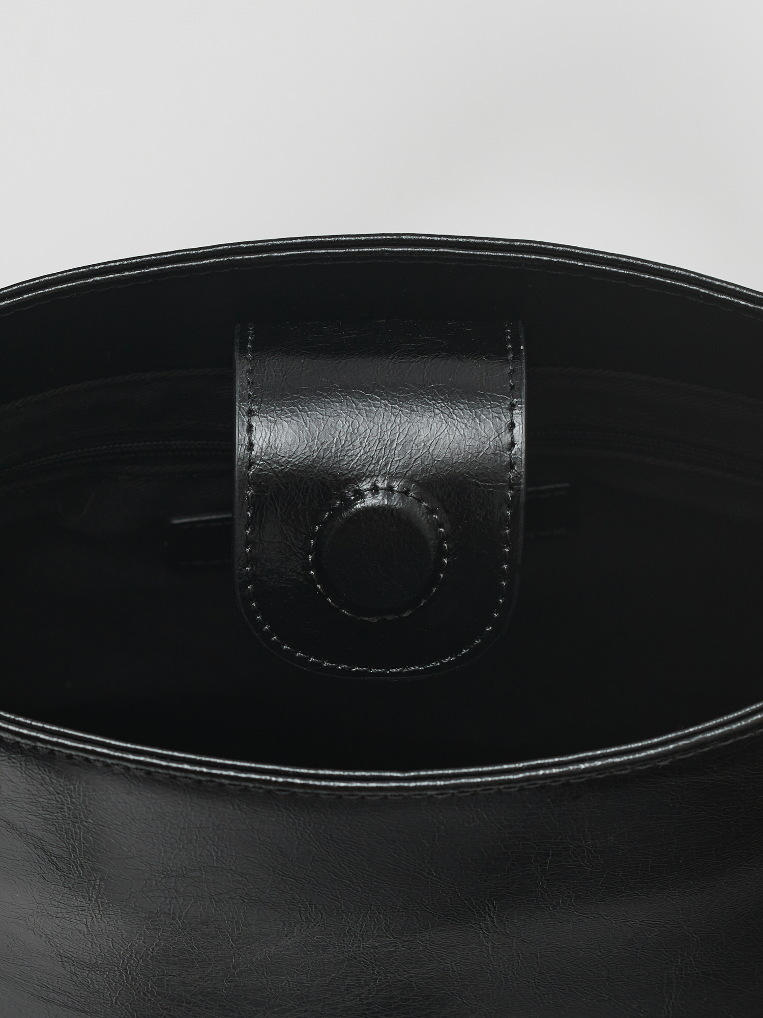 ROH SEOUL STORE - Medium Aline shoulder bag Wrinkled Black