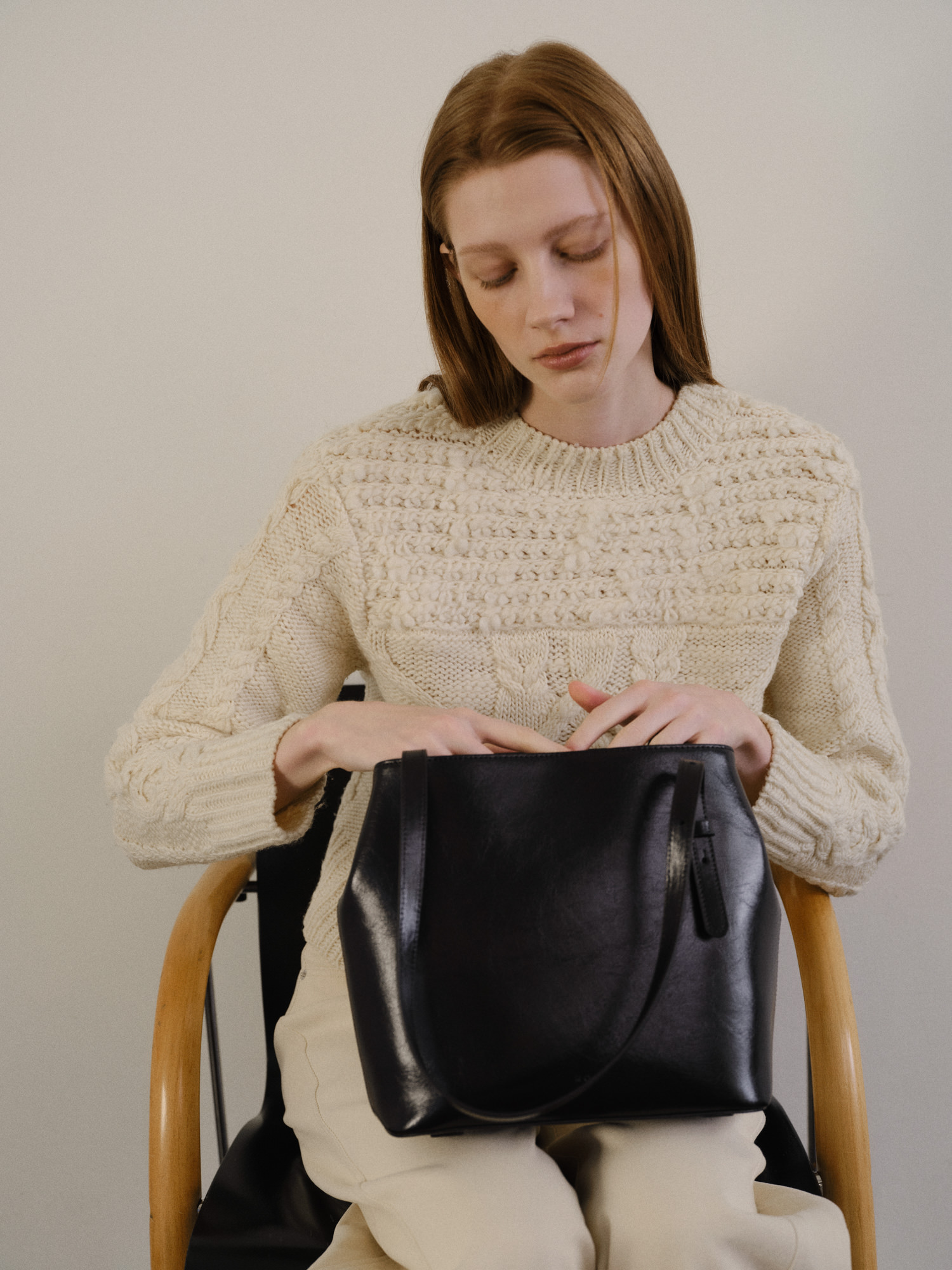 ROH SEOUL STORE - Medium Aline shoulder bag Wrinkled Umber ROH SEOUL STORE - Medium Aline shoulder bag Wrinkled Umber