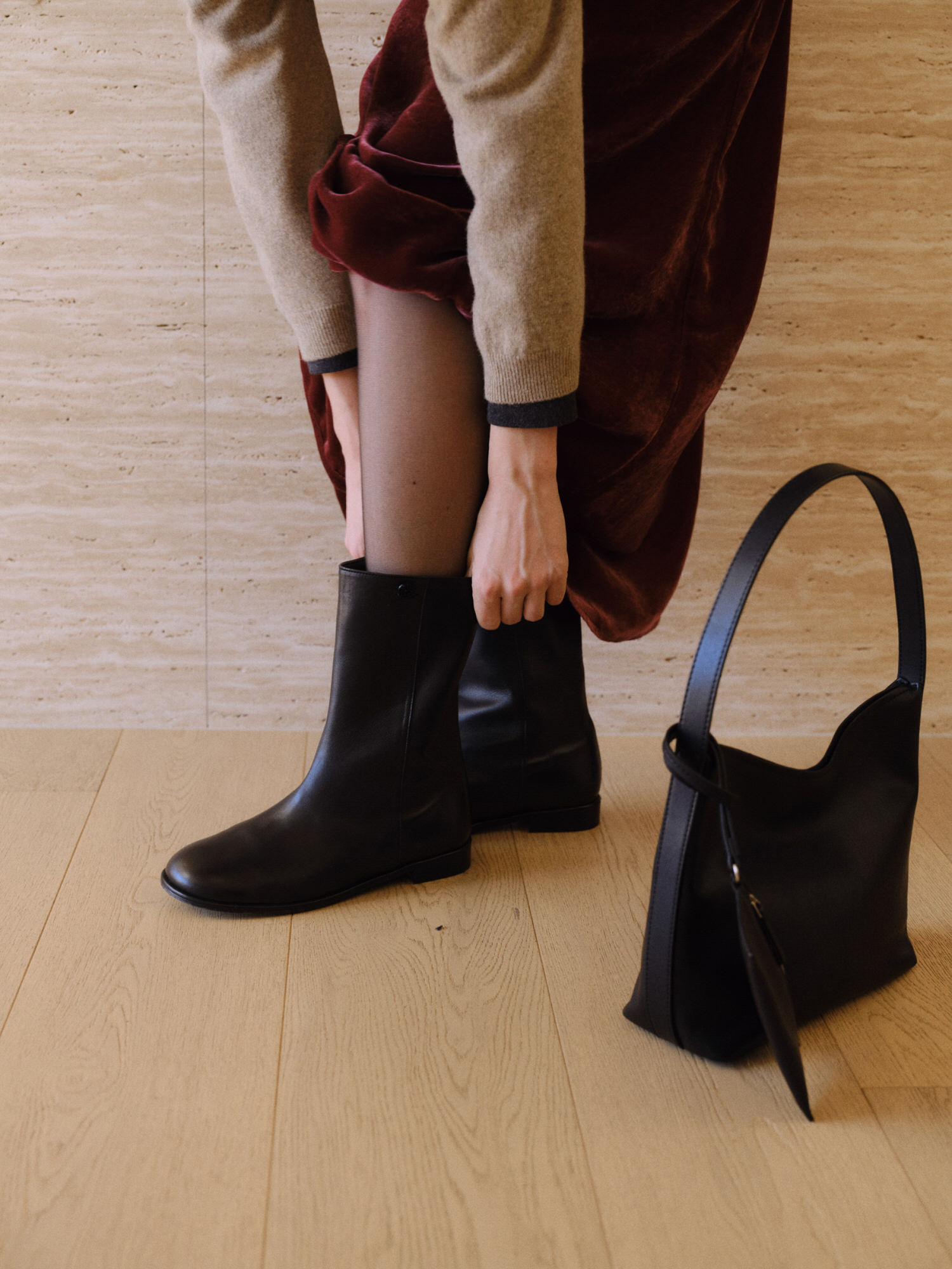 ★ROH SEOUL★ Mute middle boots Black RSH23FD8DBK ROH SEOUL STORE - Mute middle boots Black - ROH SEOUL