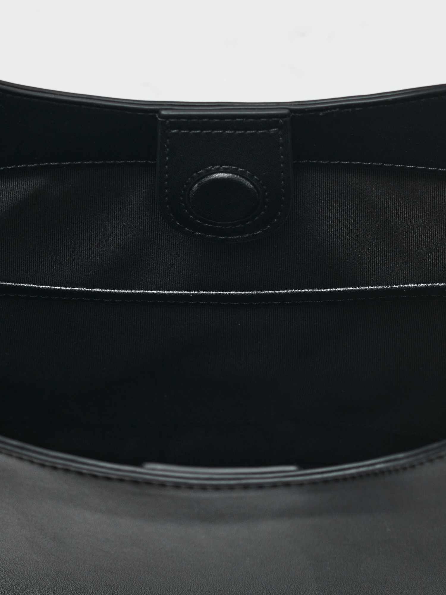 [ROH SEOUL] Arc hobo bag ☆送料込☆ ROH SEOUL STORE - Arc hobo bag Black - ROH SEOUL