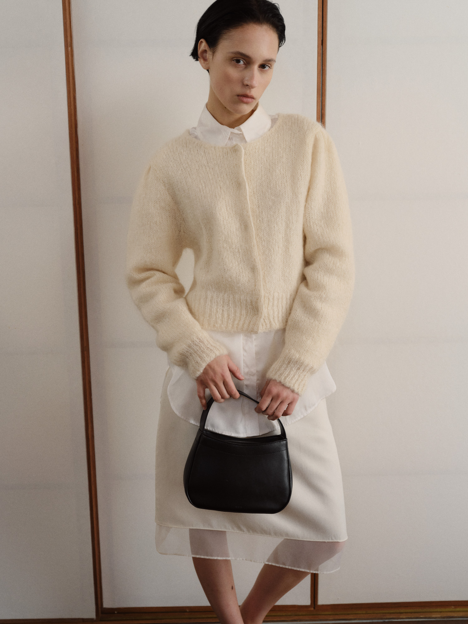 【ROH SEOUL】Curly tote bag_5colors Designer fashion, Seoul-fully created | W Concept