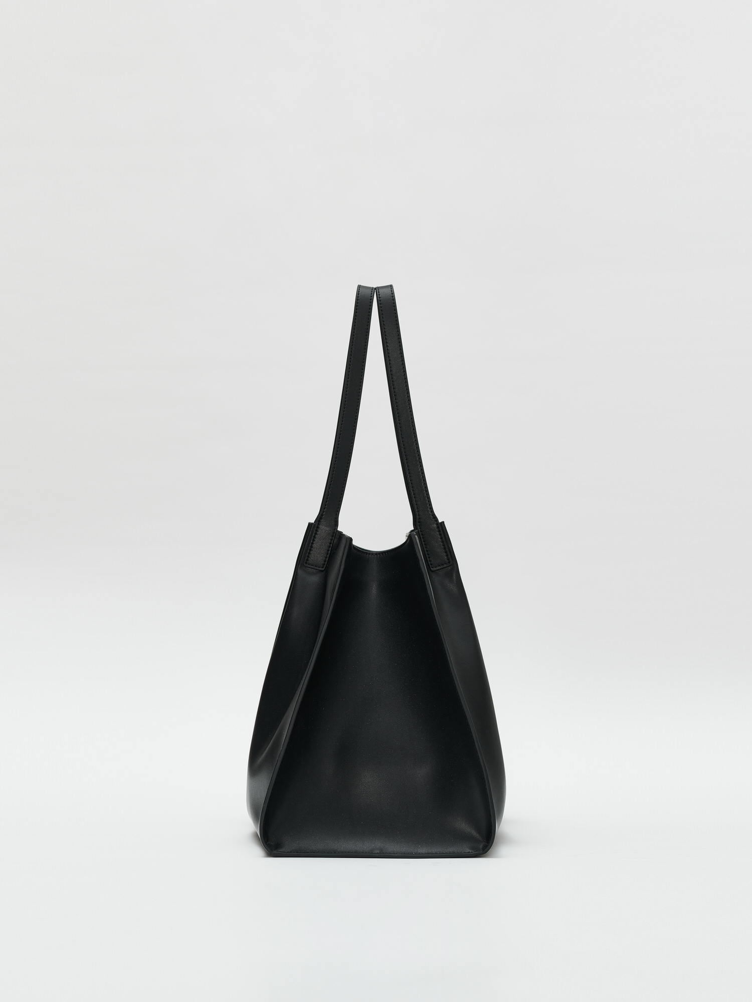 ★ROH SEOUL★ Large Poem bag Black m1037_1402807 ROH SEOUL STORE - Large Poem bag Black - ROH SEOUL