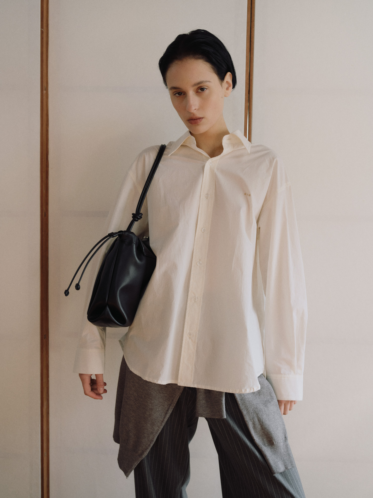 ◆ROH SEOUL◆ Medium Knot shoulder bag Umber m1037_1388252 Designer fashion, Seoul-fully created | W Concept