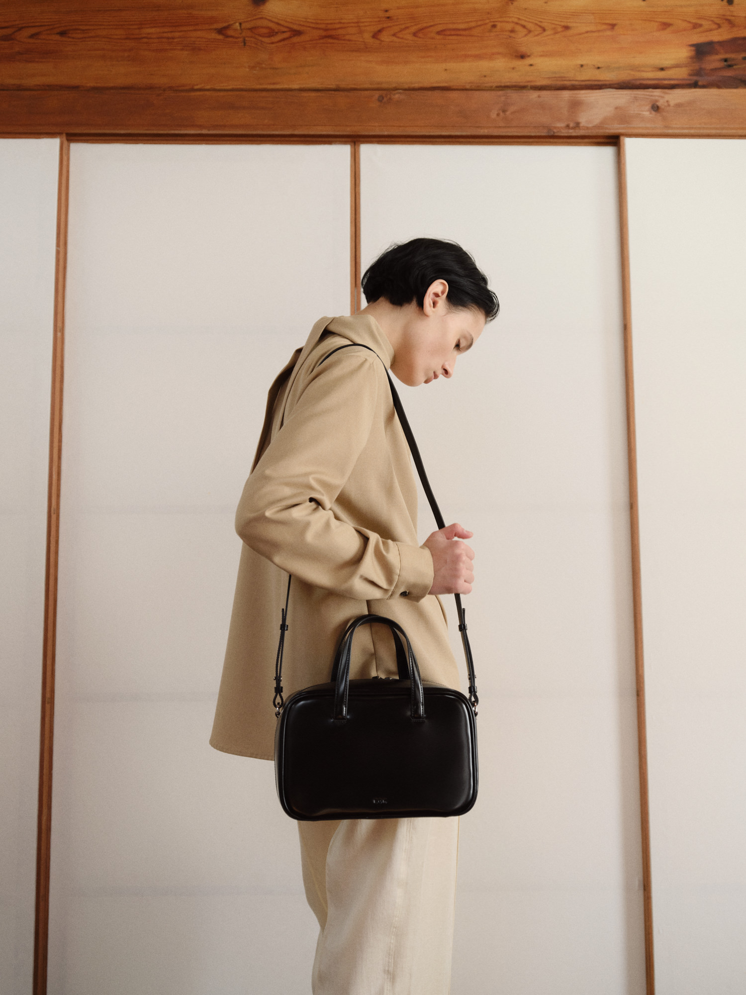 ROH SEOUL STORE - [4/14순차출고]Medium Tin square tote bag