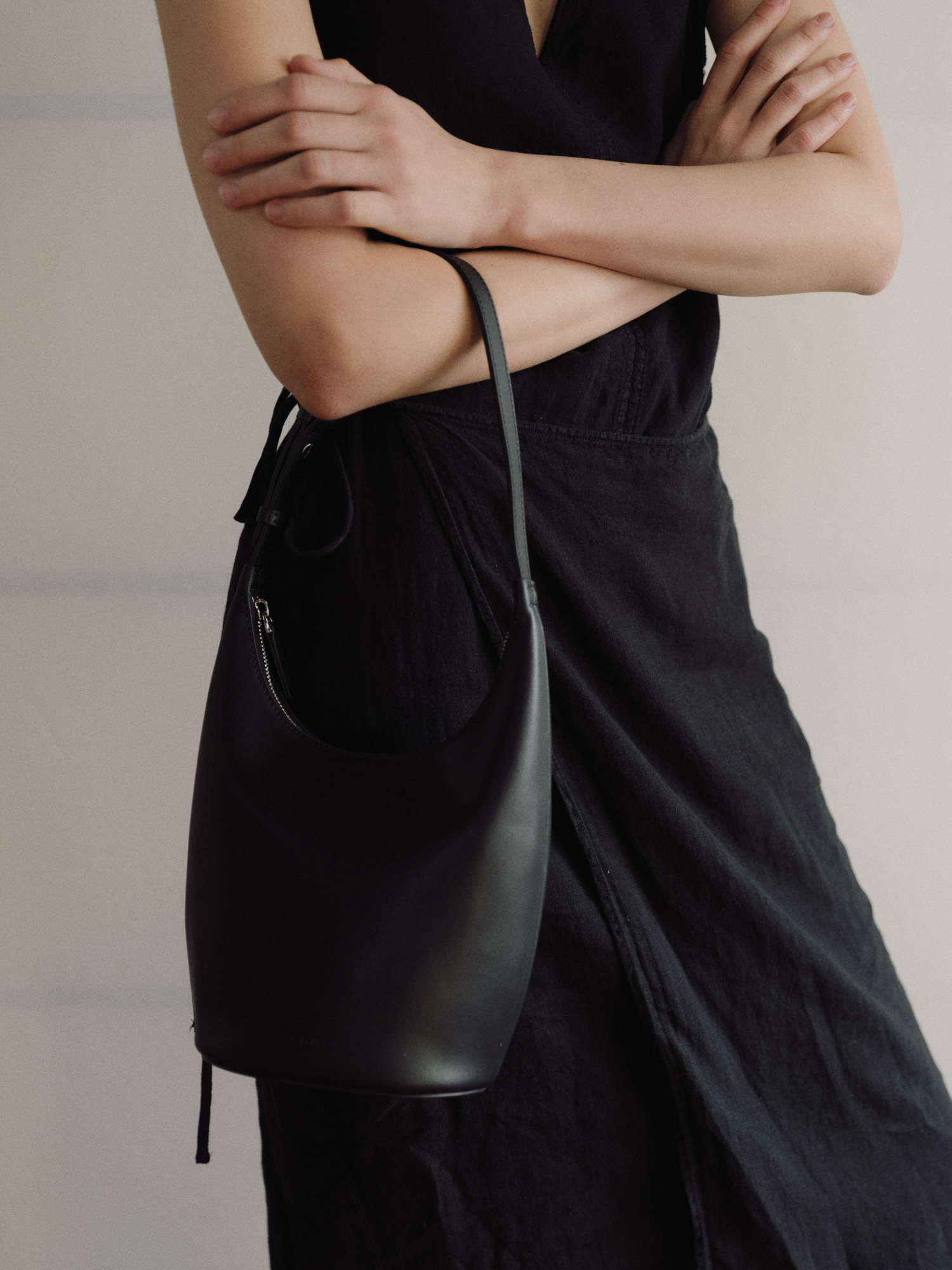 ★ROH SEOUL★ Mini Around hobo bag Black RLL22S66SBK ROH SEOUL STORE - Mini Around hobo bag Black - ROH SEOUL