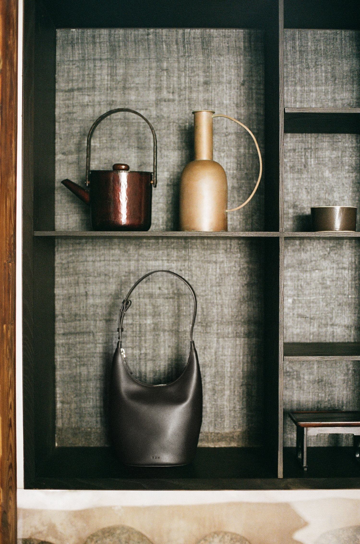 ROH SEOUL STORE - Mini Around hobo bag Black - ROH SEOUL