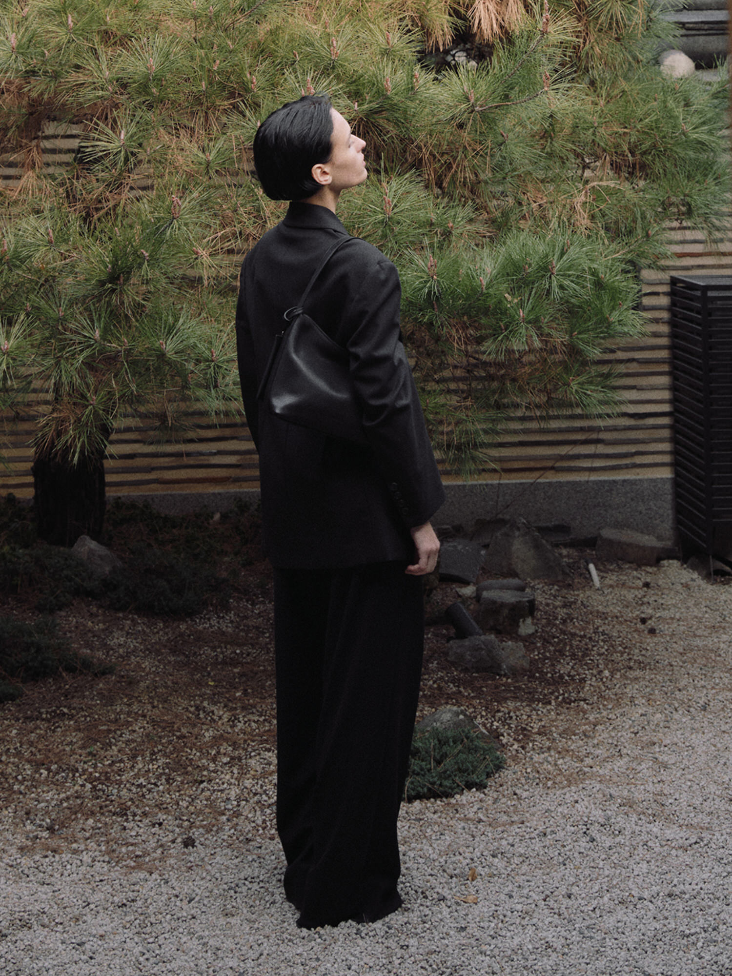 ROH SEOUL STORE - Mini pulpy hobo bag Black - ROH SEOUL
