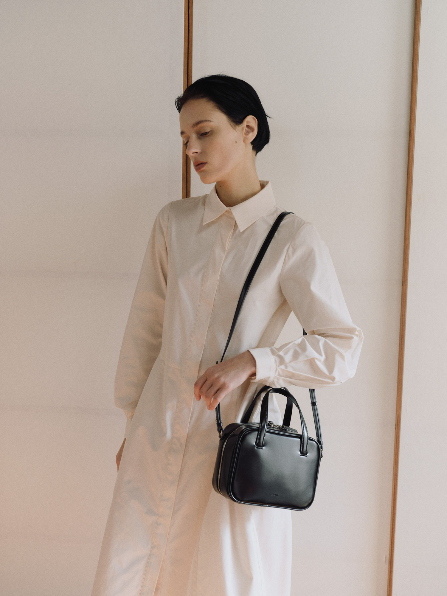 【ROH SEOUL】TIN SQUARE MINI TOTE BAG ROH SEOUL STORE - [4/14순차출고]Mini Tin square tote bag