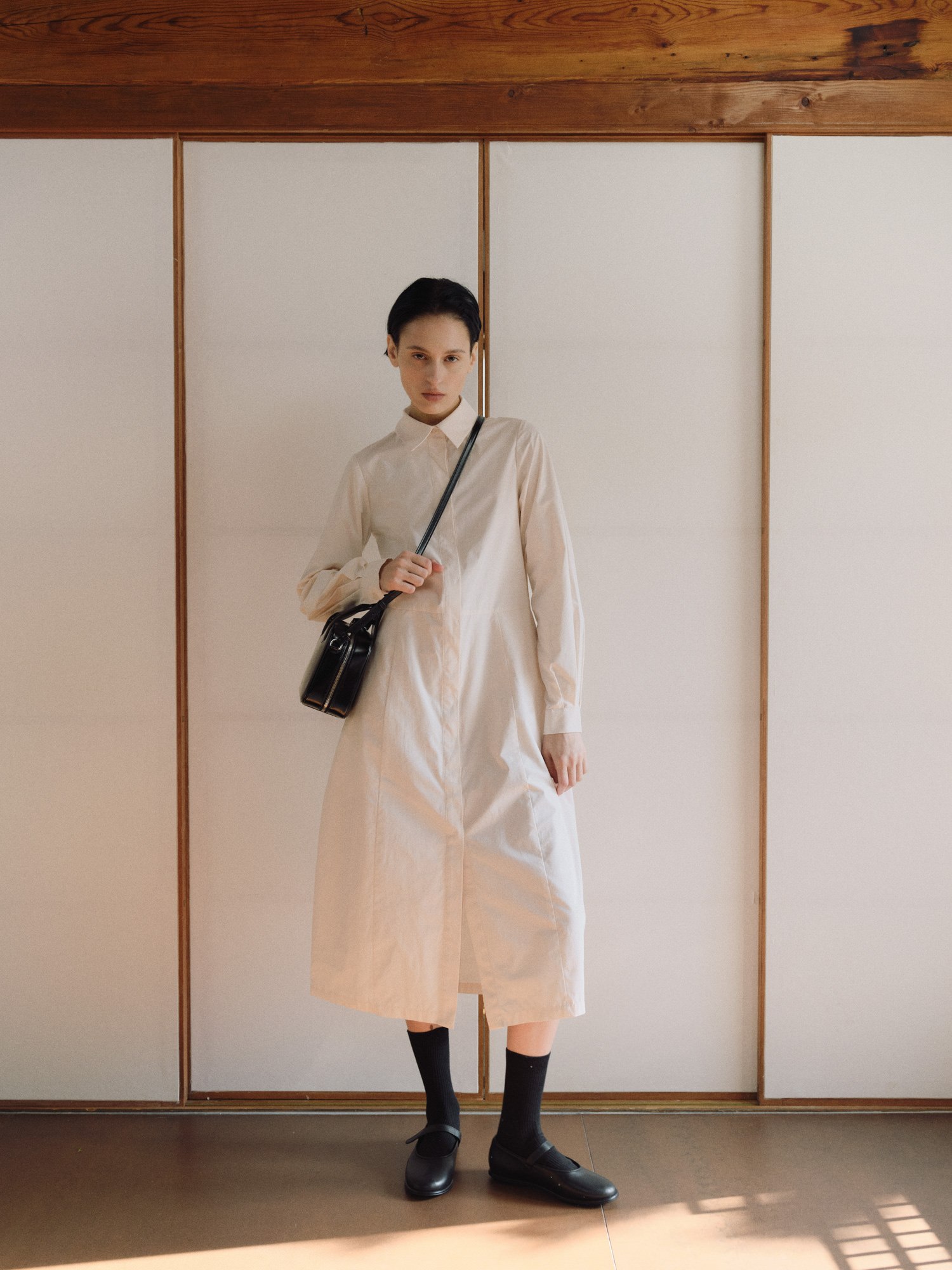 【ROH SEOUL】TIN SQUARE MINI TOTE BAG ROH SEOUL】Tin square mini tote bag☆韓国 人気☆バッグ (ROH