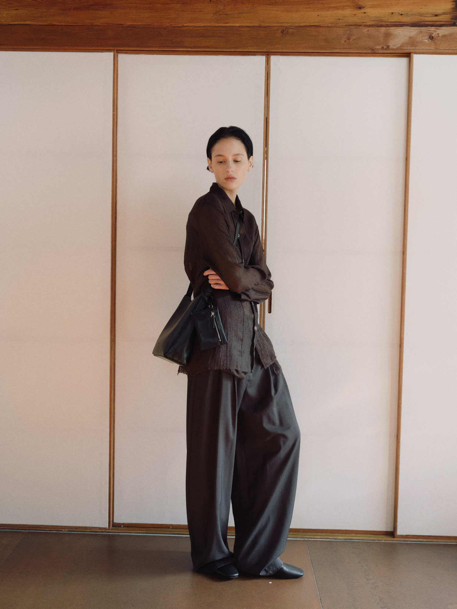 ROH SEOUL STORE - Pulpy crossbody bag Black - ROH SEOUL