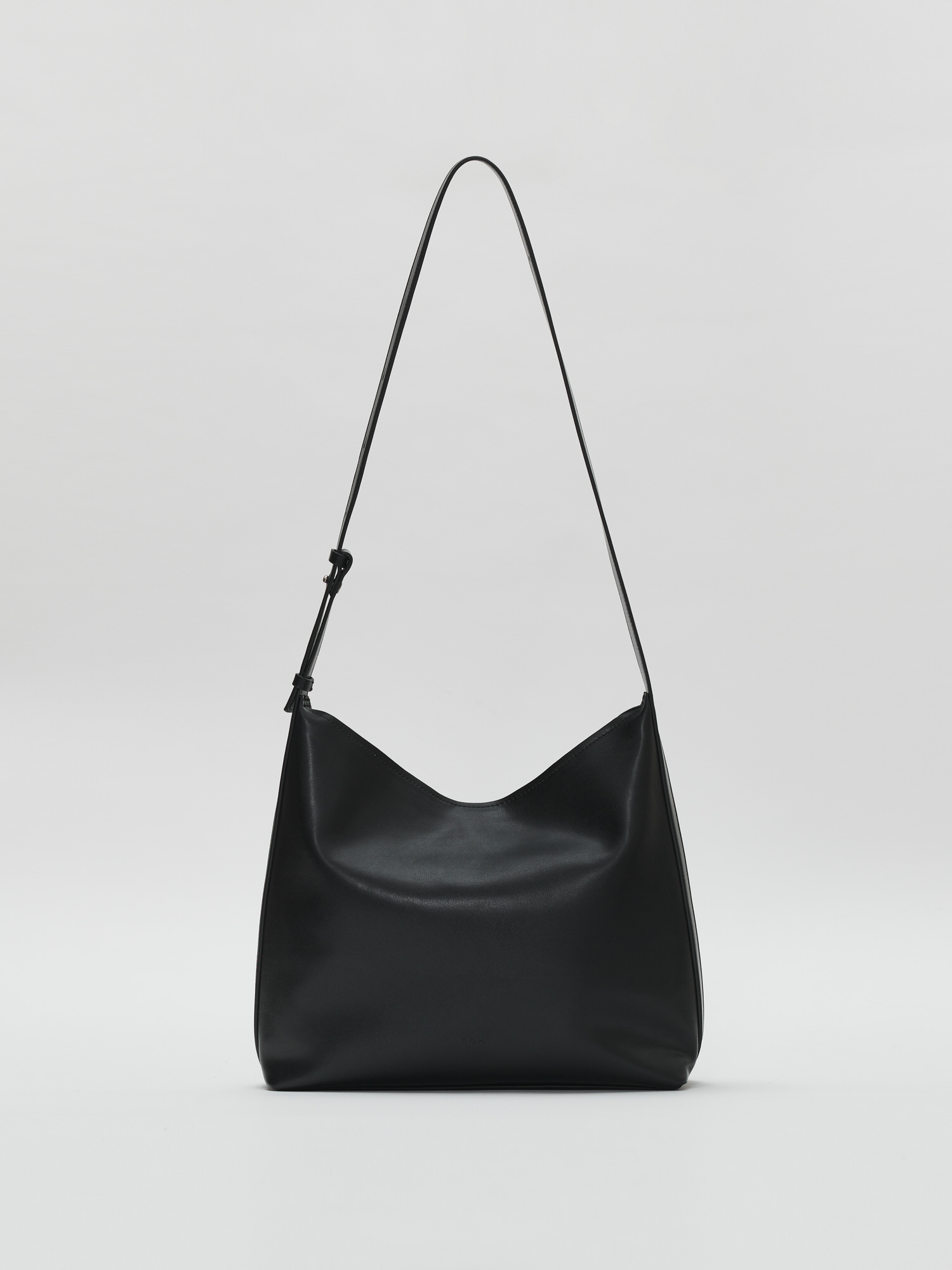 ● ROH SEOUL ● Pulpy Hobo Bag 로서울