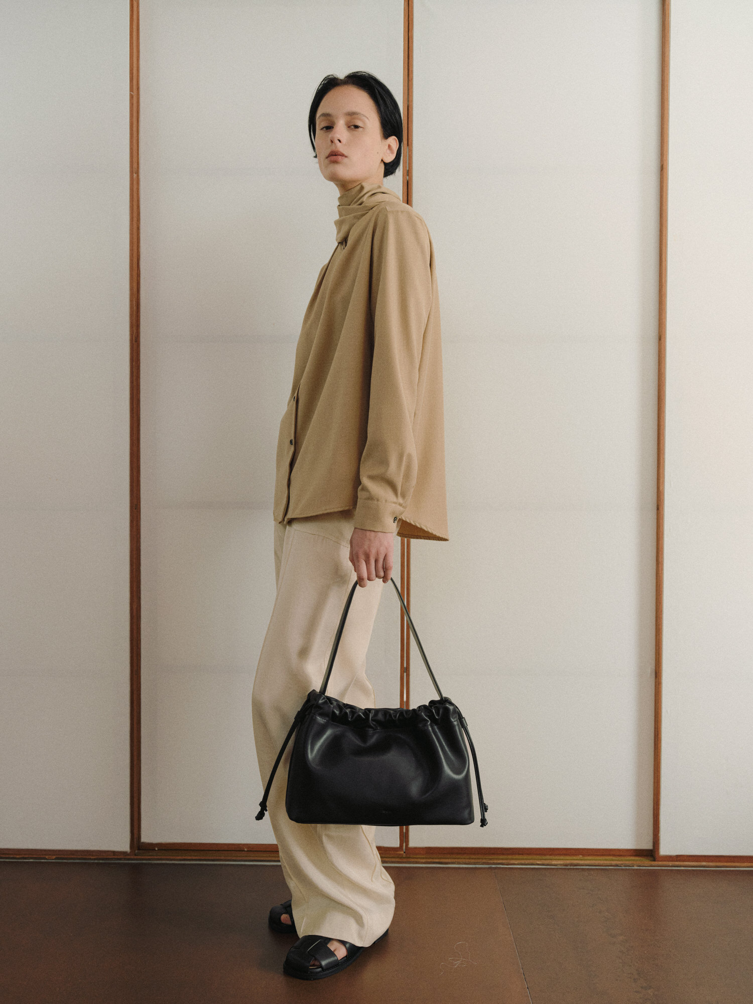 [ROH SEOUL] Ripple shoulder bag ☆送料込☆ ROH SEOUL] Ripple shoulder bag ☆送料込☆ (ROH SEOUL