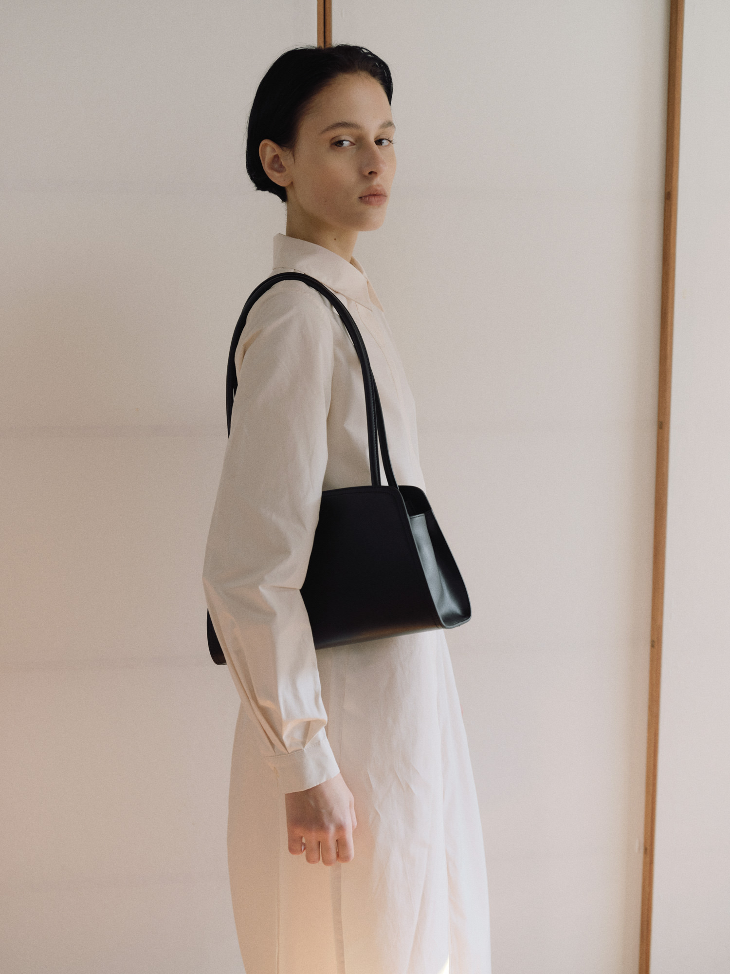 ROH SEOUL STORE - Taco shoulder bag Black - ROH SEOUL