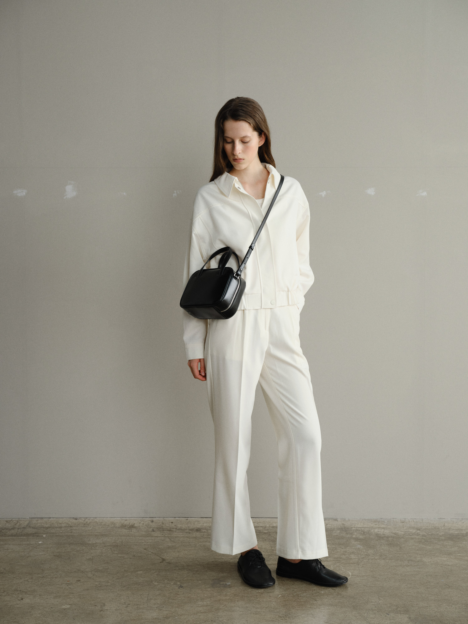 ROH SEOUL STORE - Mini Tin square tote bag Glossy black