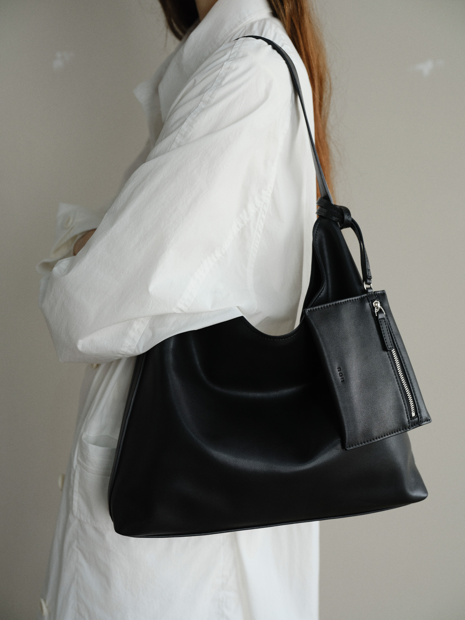 ROH SEOUL STORE - [10/17순차출고]Pulpy hobo bag Black - ROH