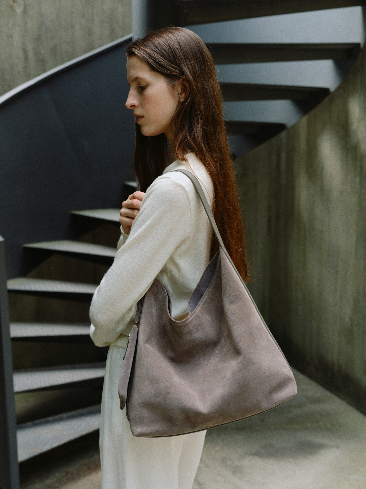 ROH SEOUL STORE - Pulpy hobo bag Suede Mocha tint gray - ROH SEOUL