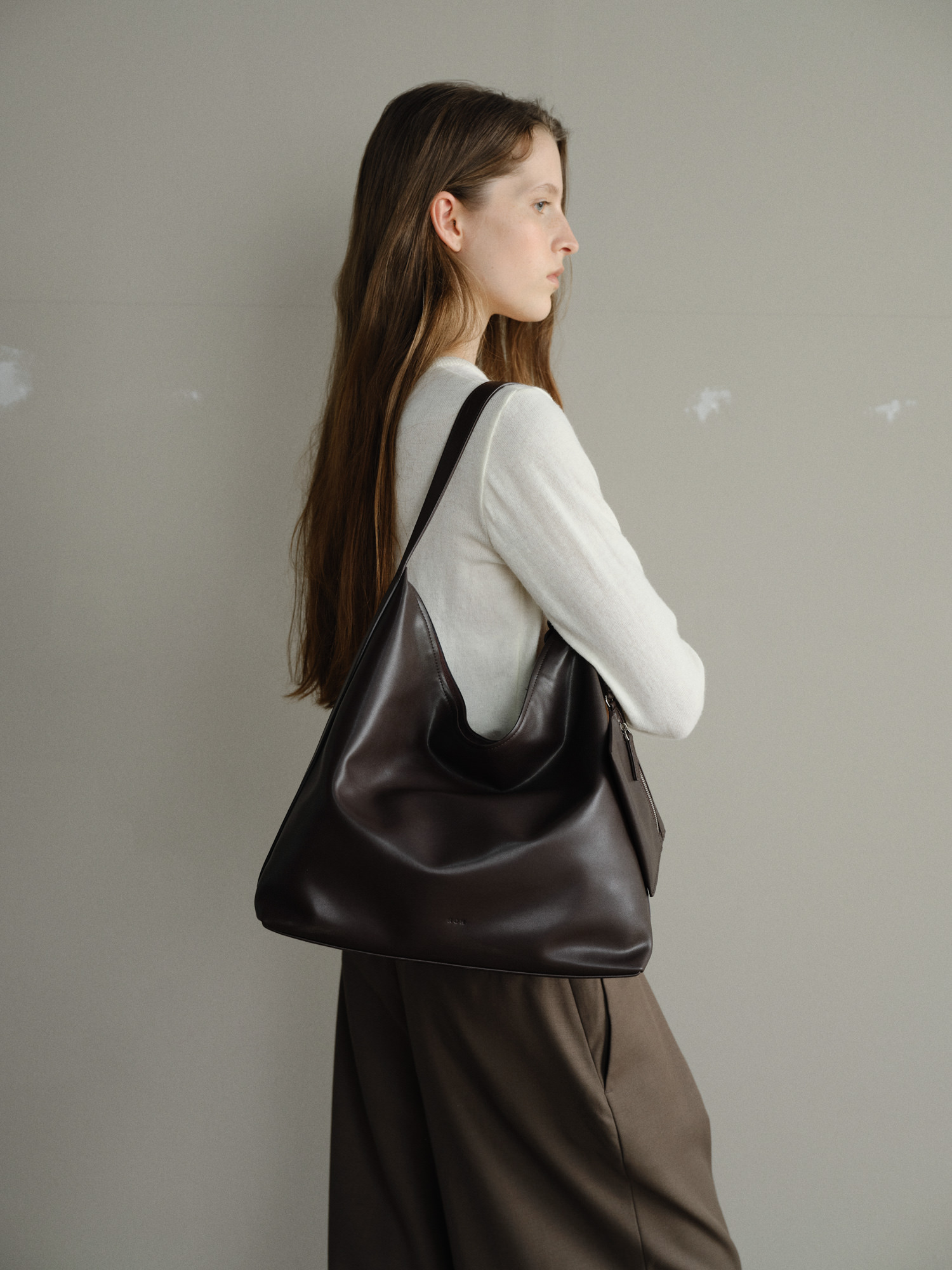 ROH SEOUL STORE - Pulpy hobo bag Umber - ROH SEOUL