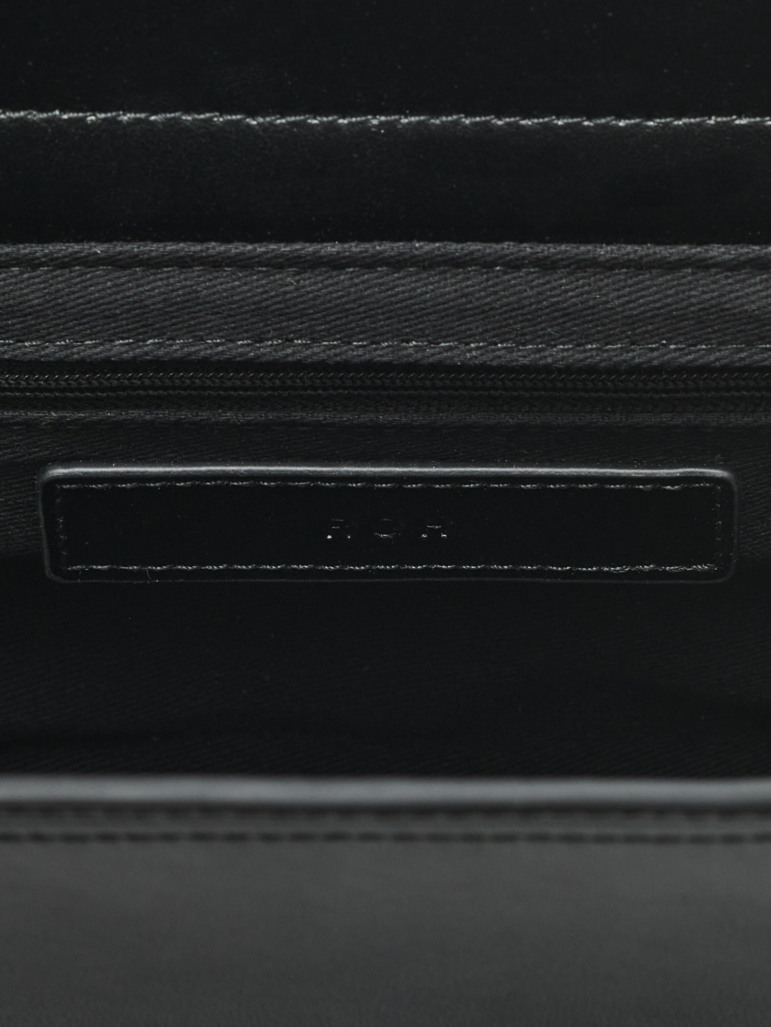 ROH SEOUL STORE - Taco shoulder bag Black - ROH SEOUL