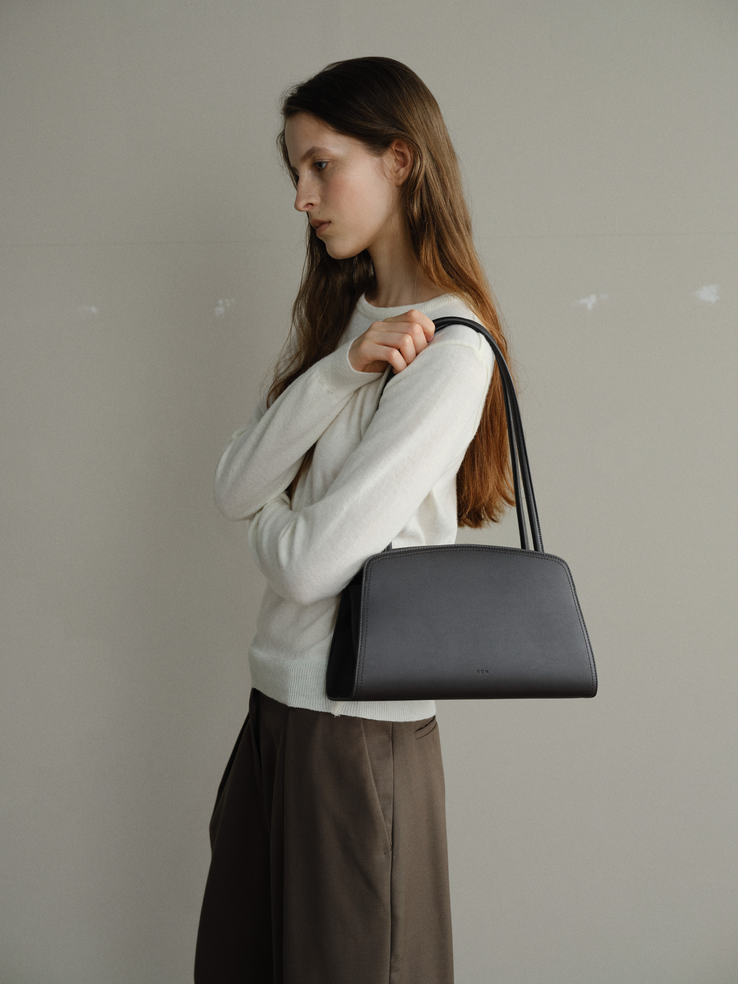 ROH SEOUL STORE - Taco shoulder bag Umber - ROH SEOUL