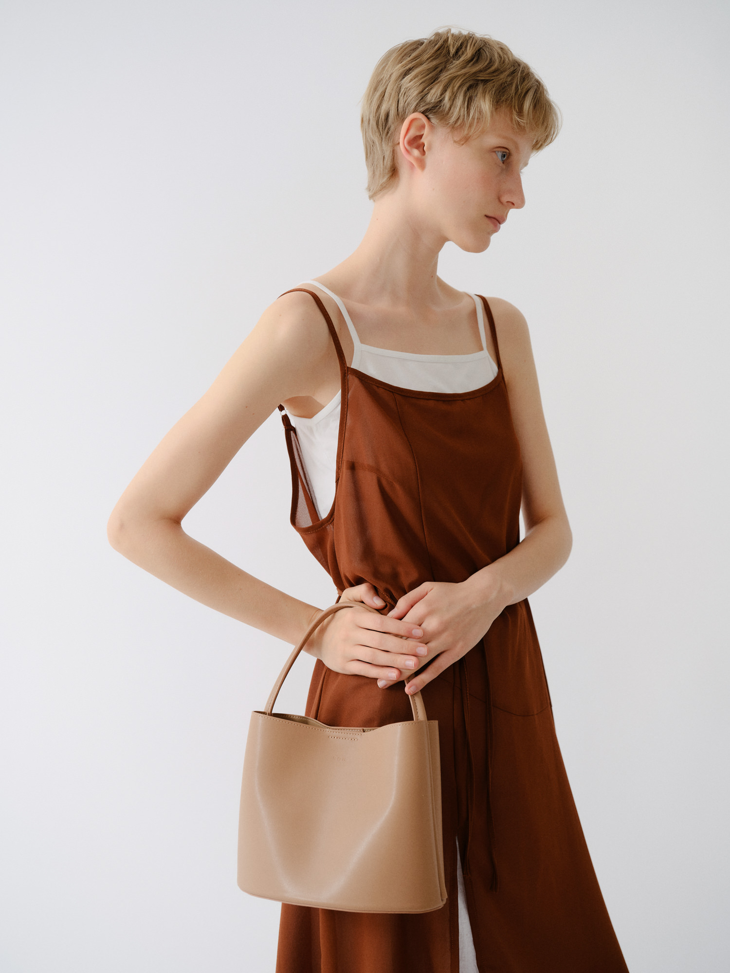 【ROH SEOUL】25SS/送料税込 Mini Mug tote bag Salmon caramel Mini Mug tote bag