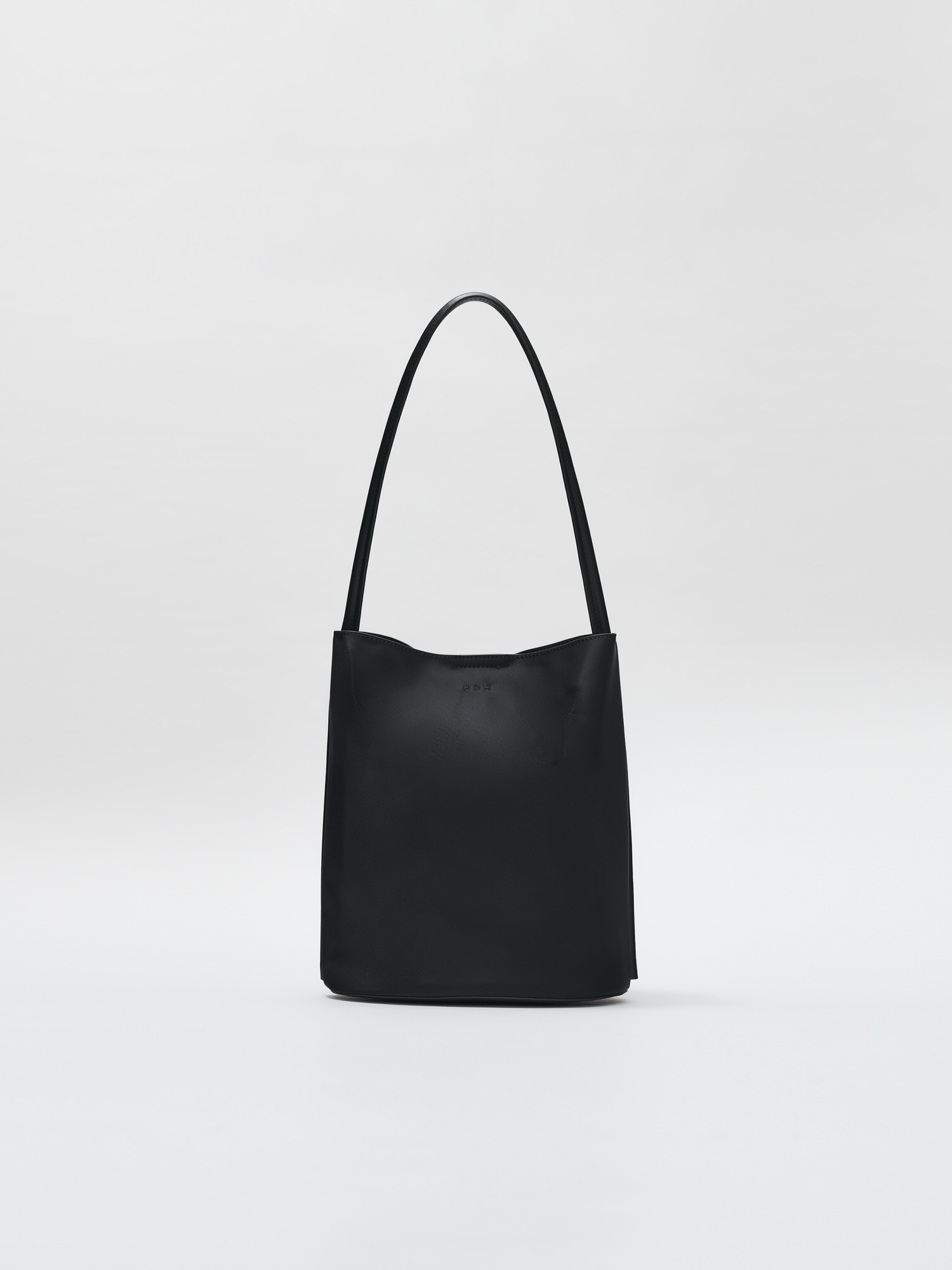 [ROH SEOUL] Medium Mug shoulder bag Nylon ☆送料込☆ Medium Mug shoulder bag