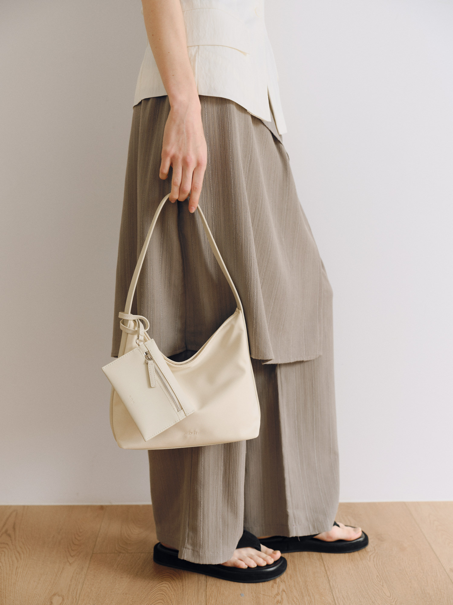ROH SEOUL STORE - Mini pulpy hobo bag Nylon Ivory - ROH SEOUL