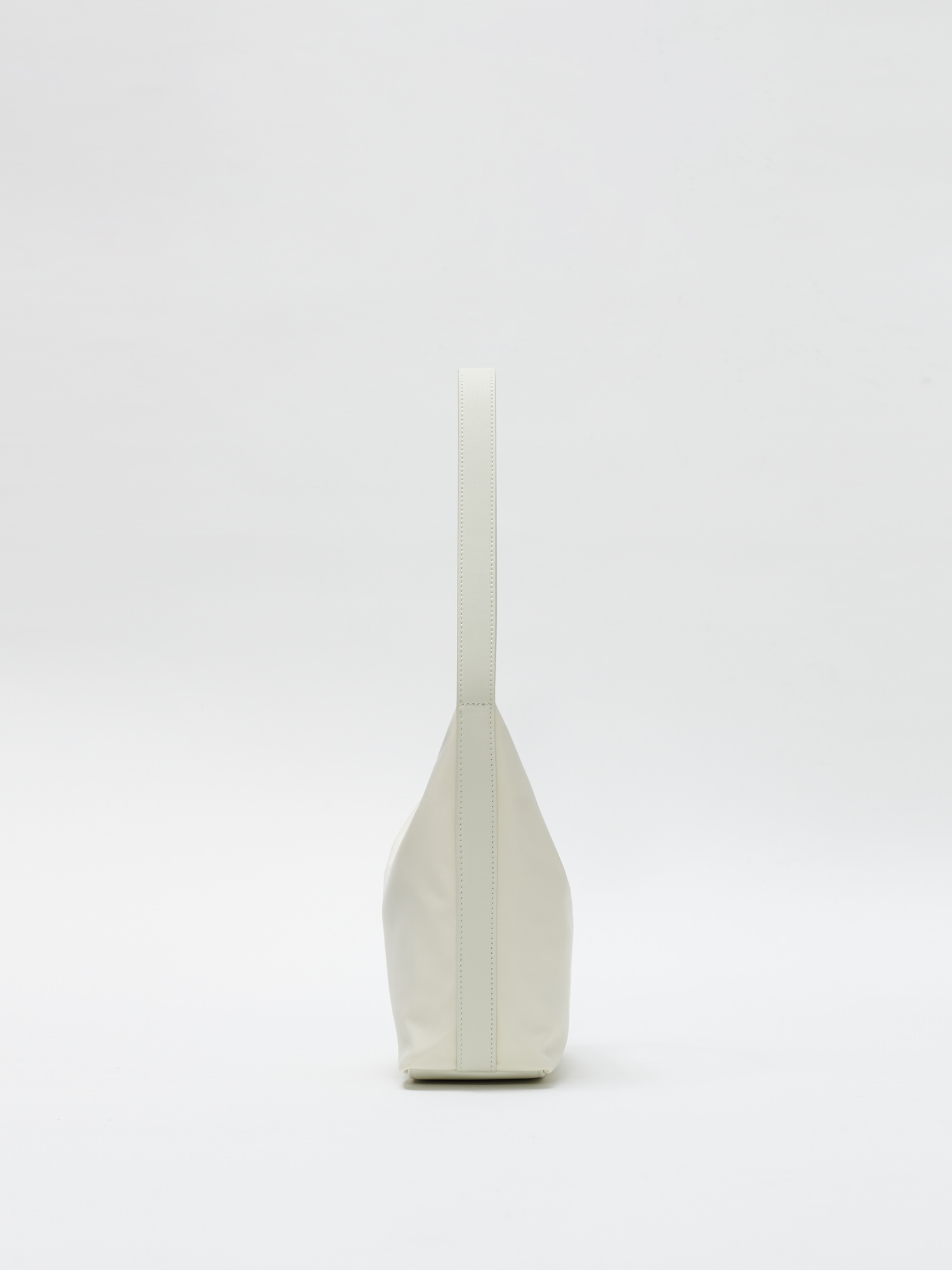 ROH SEOUL STORE - Mini pulpy hobo bag Nylon Ivory - ROH SEOUL ROH SEOUL STORE - Mini pulpy hobo bag Nylon Ivory - ROH SEOUL