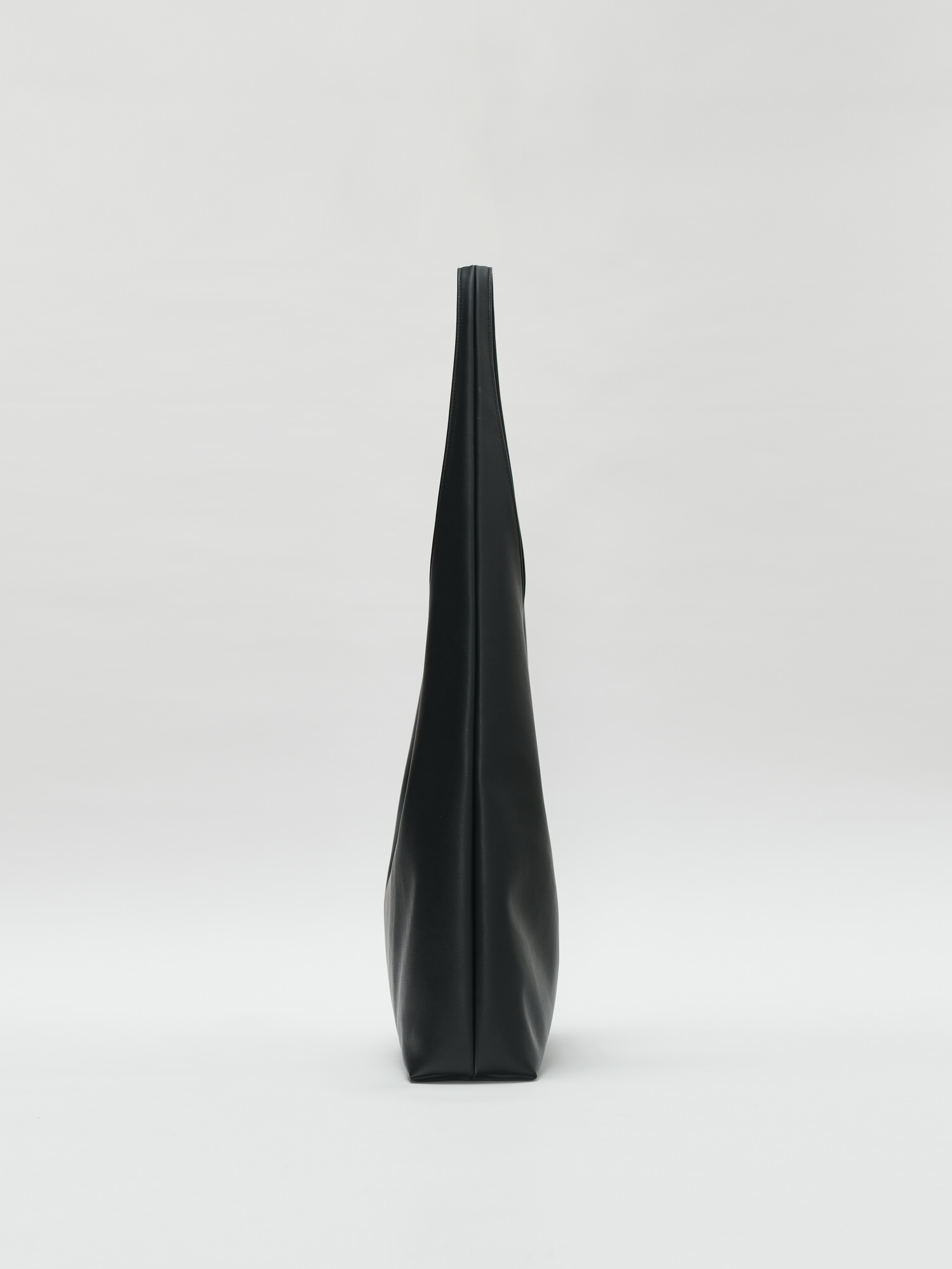 ROH SEOUL STORE - Annie Lite hobo bag Black - ROH SEOUL