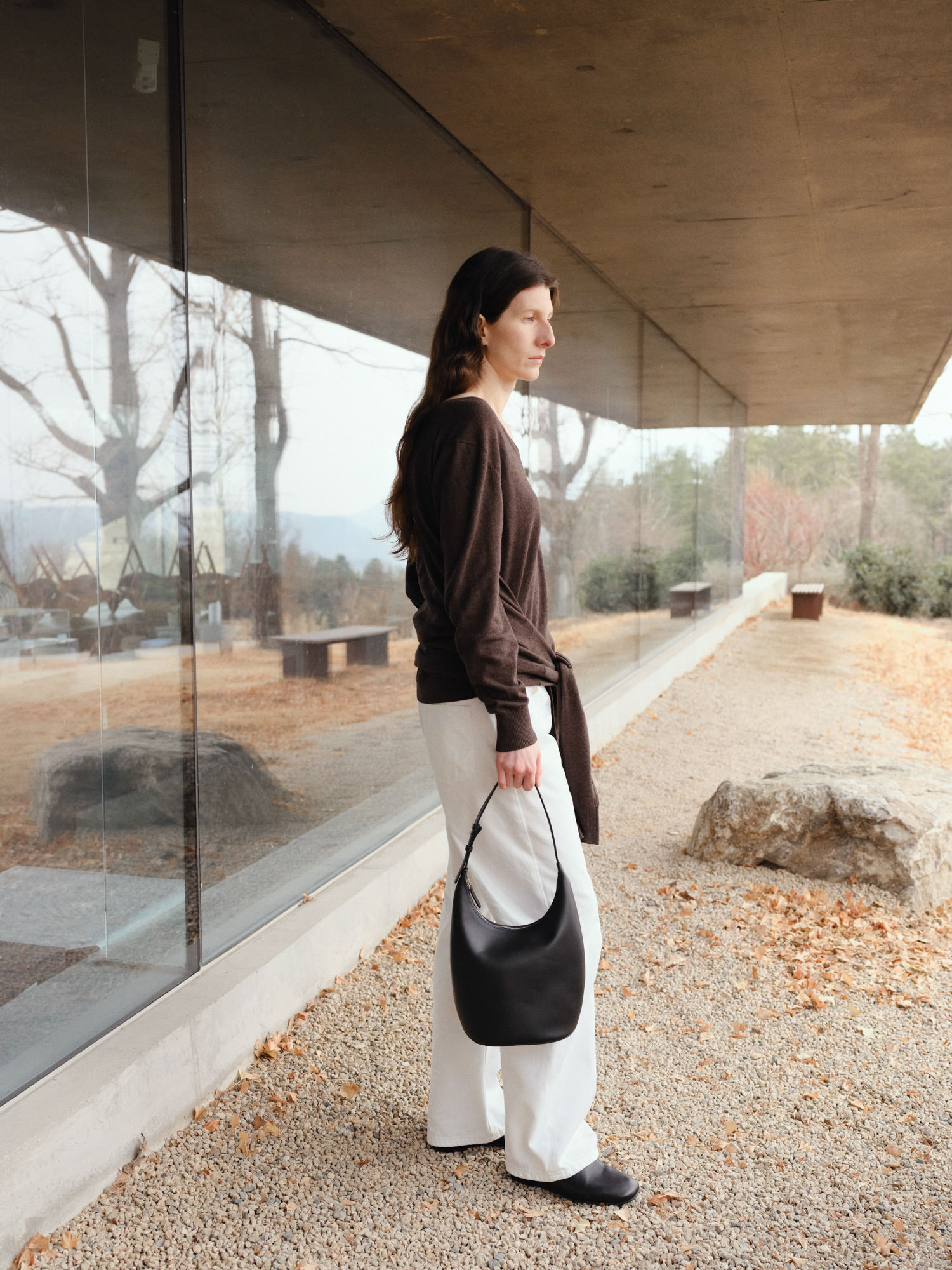 ROH SEOUL STORE - Medium Around hobo bag Black - ROH SEOUL ROH SEOUL STORE - Medium Around hobo bag Black - ROH SEOUL