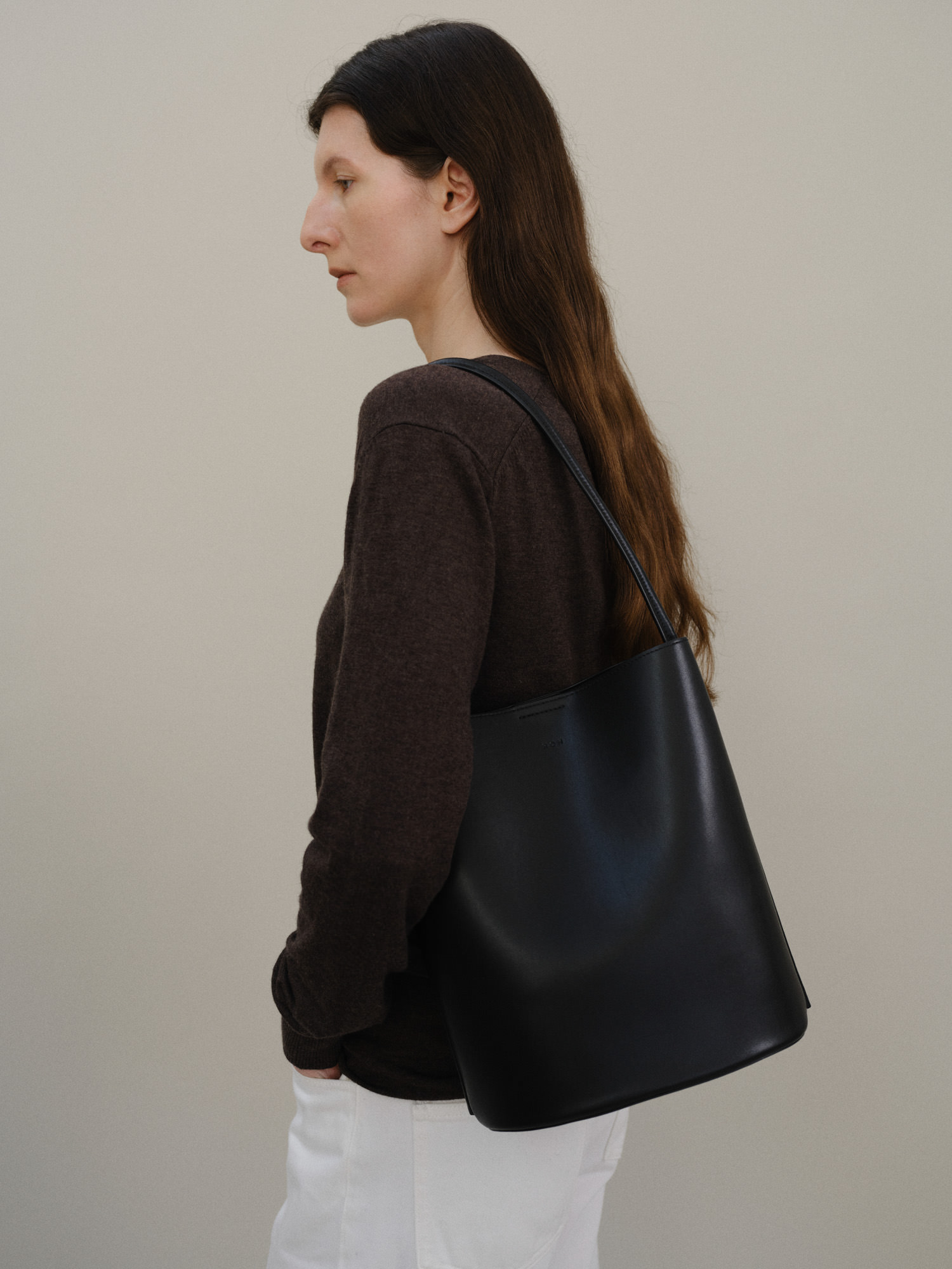 ROH SEOUL STORE - Medium Mug shoulder bag Black - ROH SEOUL