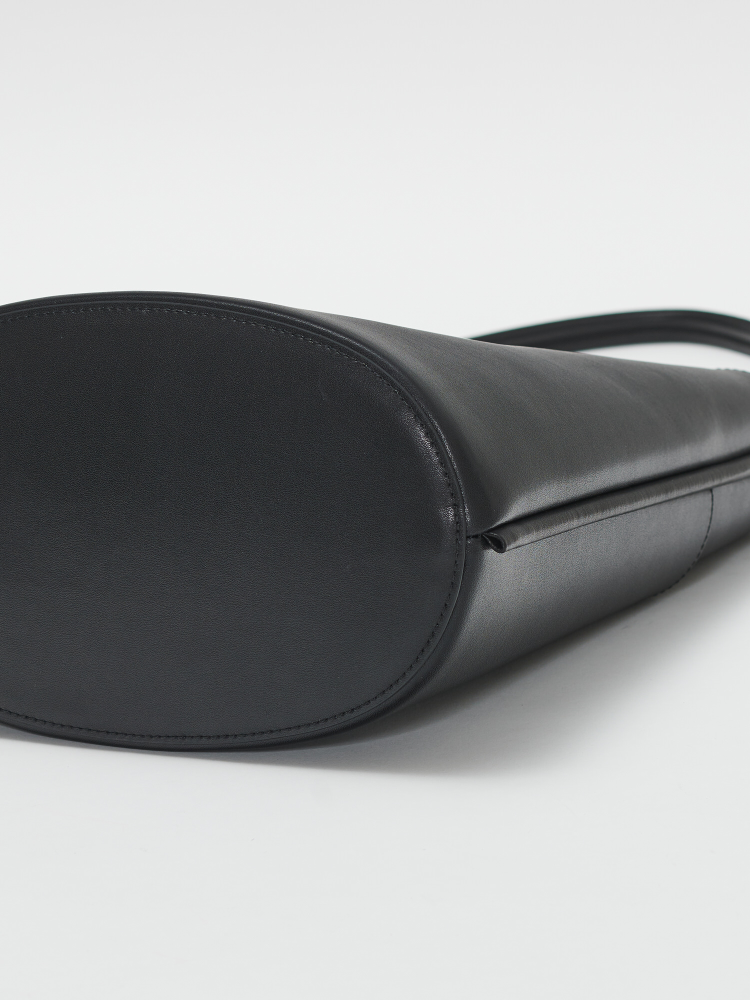 ROH SEOUL STORE - Medium Mug shoulder bag Black - ROH SEOUL