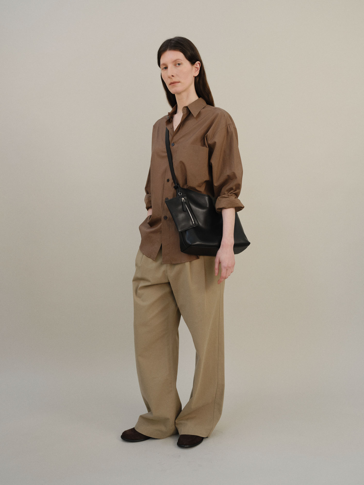 ROH SEOUL STORE - Pulpy crossbody bag Black - ROH SEOUL