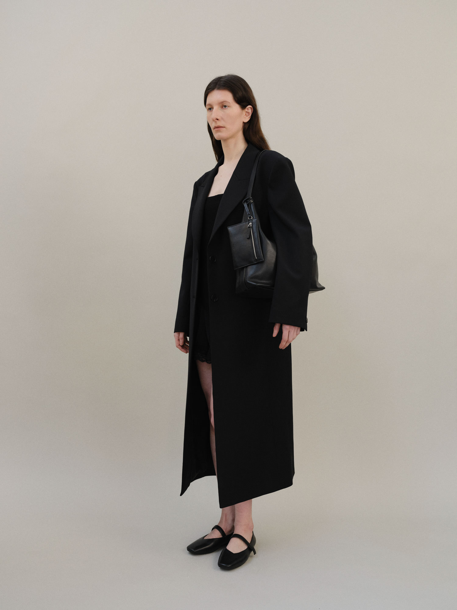 ROH SEOUL STORE - Pulpy hobo bag Black - ROH SEOUL