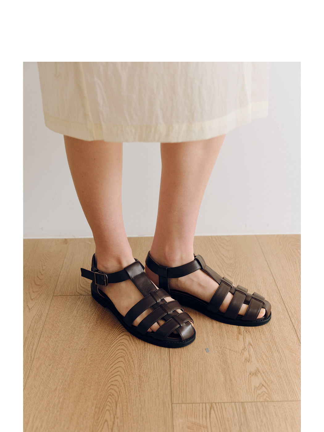 ROH SEOUL-Mo sandals Umber│삼성물산 온라인몰 SSF Shop